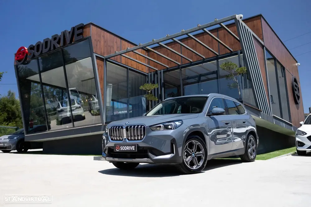 BMW iX1 xDrive30 xLine