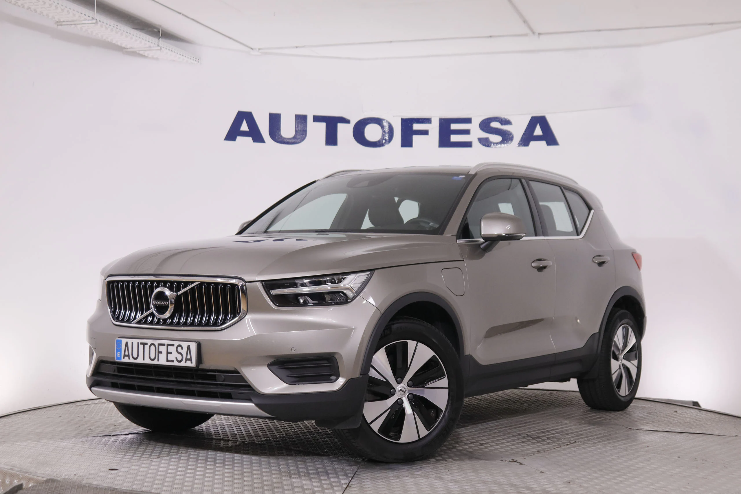 Volvo XC40 1.5 T5 RECHARGE INCRIPTION EXPRESSION AUTO 262CV 5P # IVA DEDUCIBLE,NAVY,PARKTRONIC,CAMARA TRASERA
