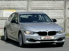 BMW 320 F30/F31 2.0dm³ 184KM