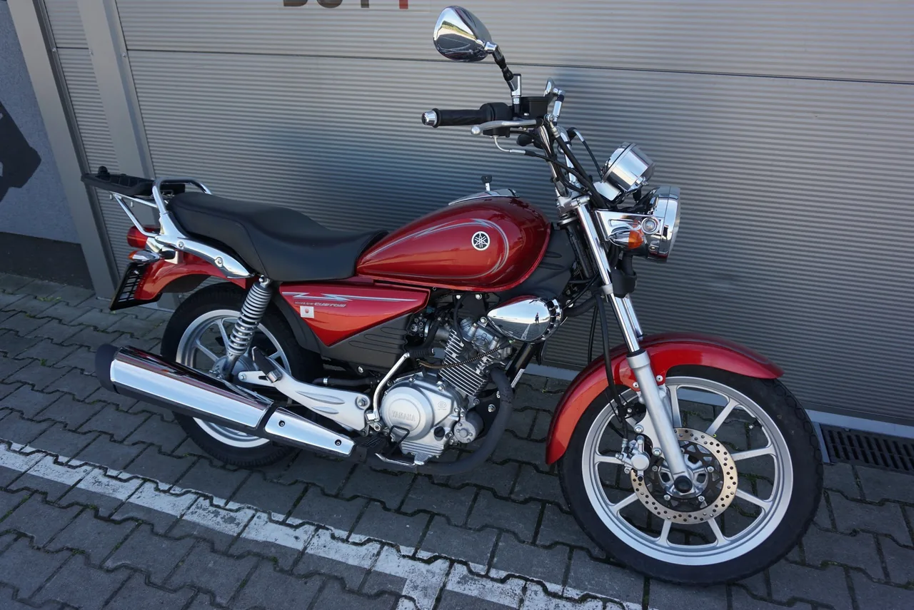 Yamaha YBR 125 CUSTOM