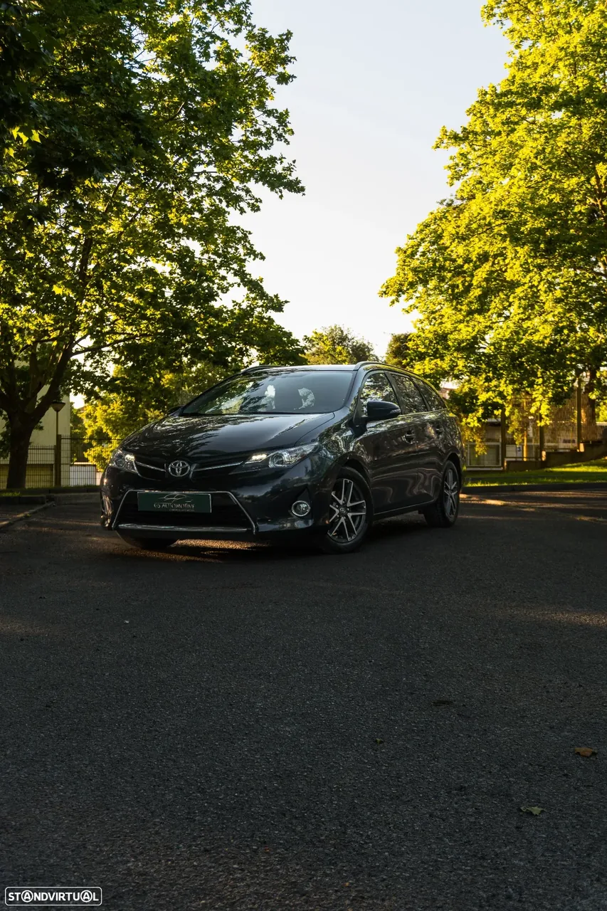 Toyota Auris 1.4 D-4D Exclusive +Skyv.+Navi