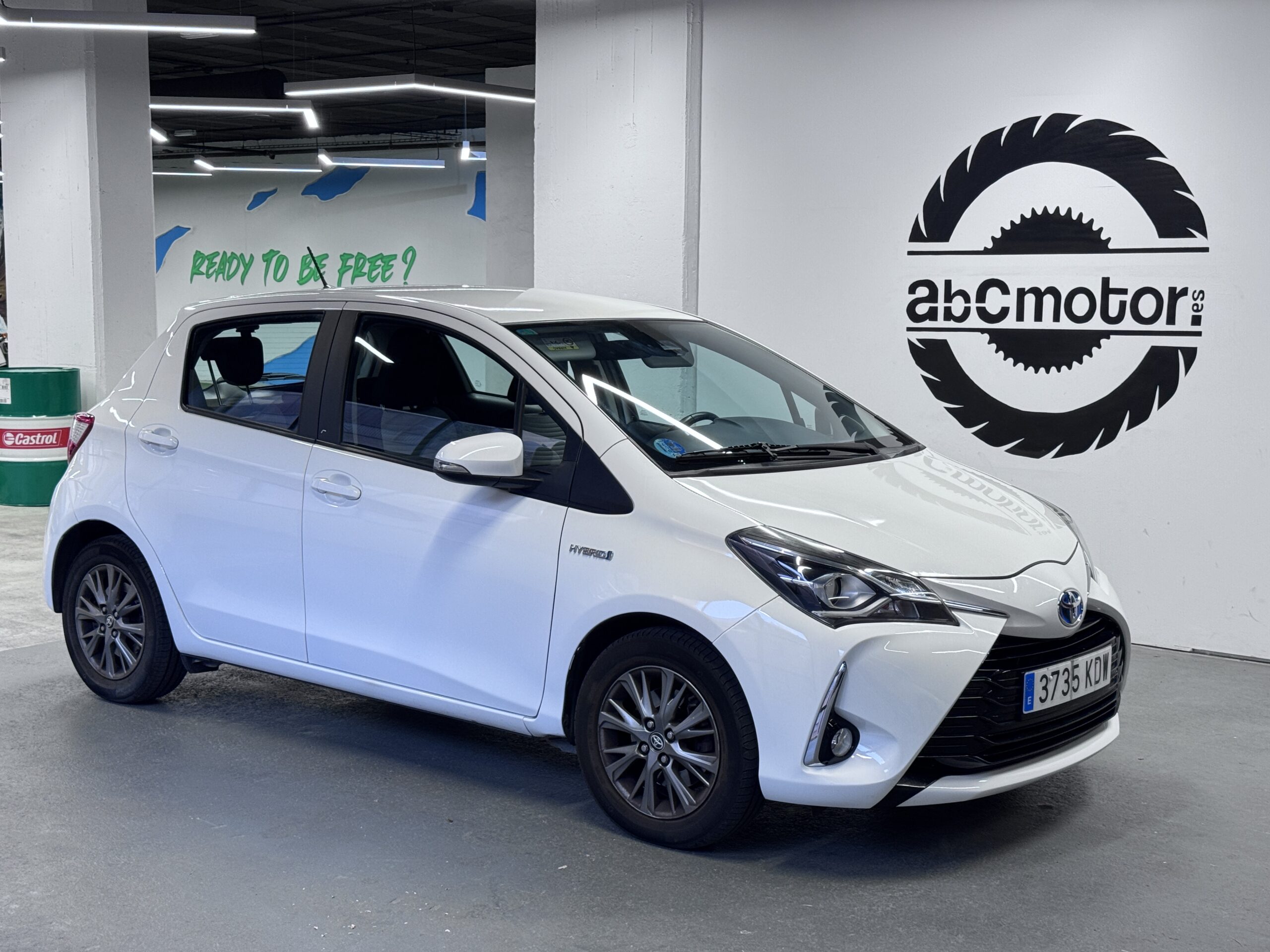 Toyota YARIS 1.5 100H 75 HYBRID FEEL