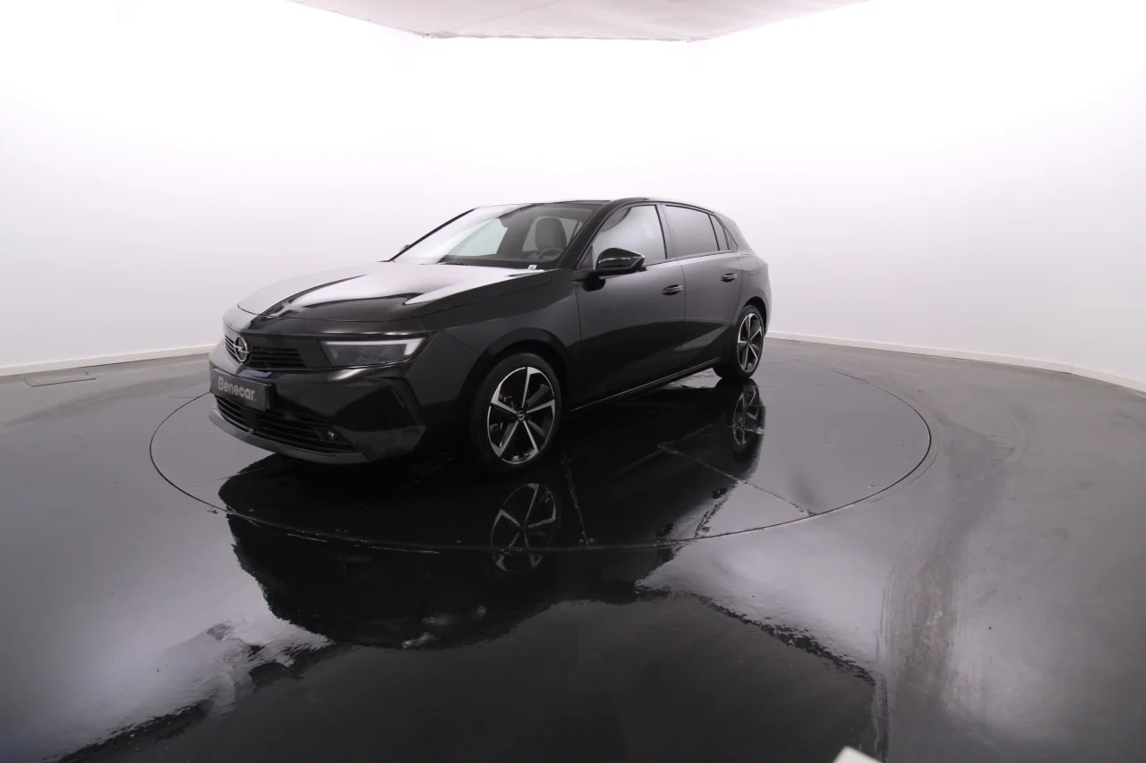 Opel Astra Elegance 1.6T PHEV 180cv / Bat. 12.4 kWh