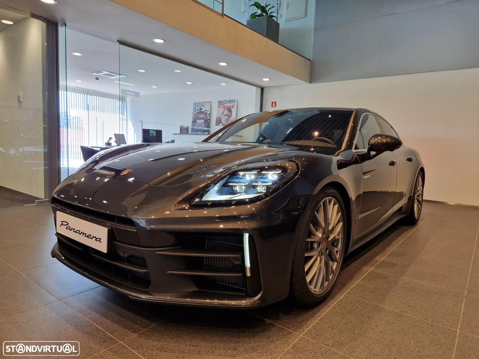 Porsche Panamera 4 E-Hybrid