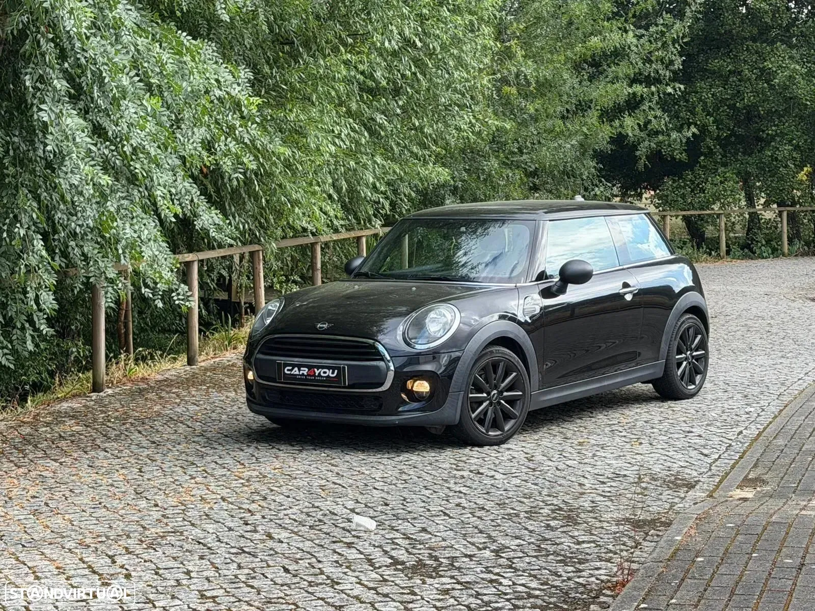 MINI 3 Portas One D