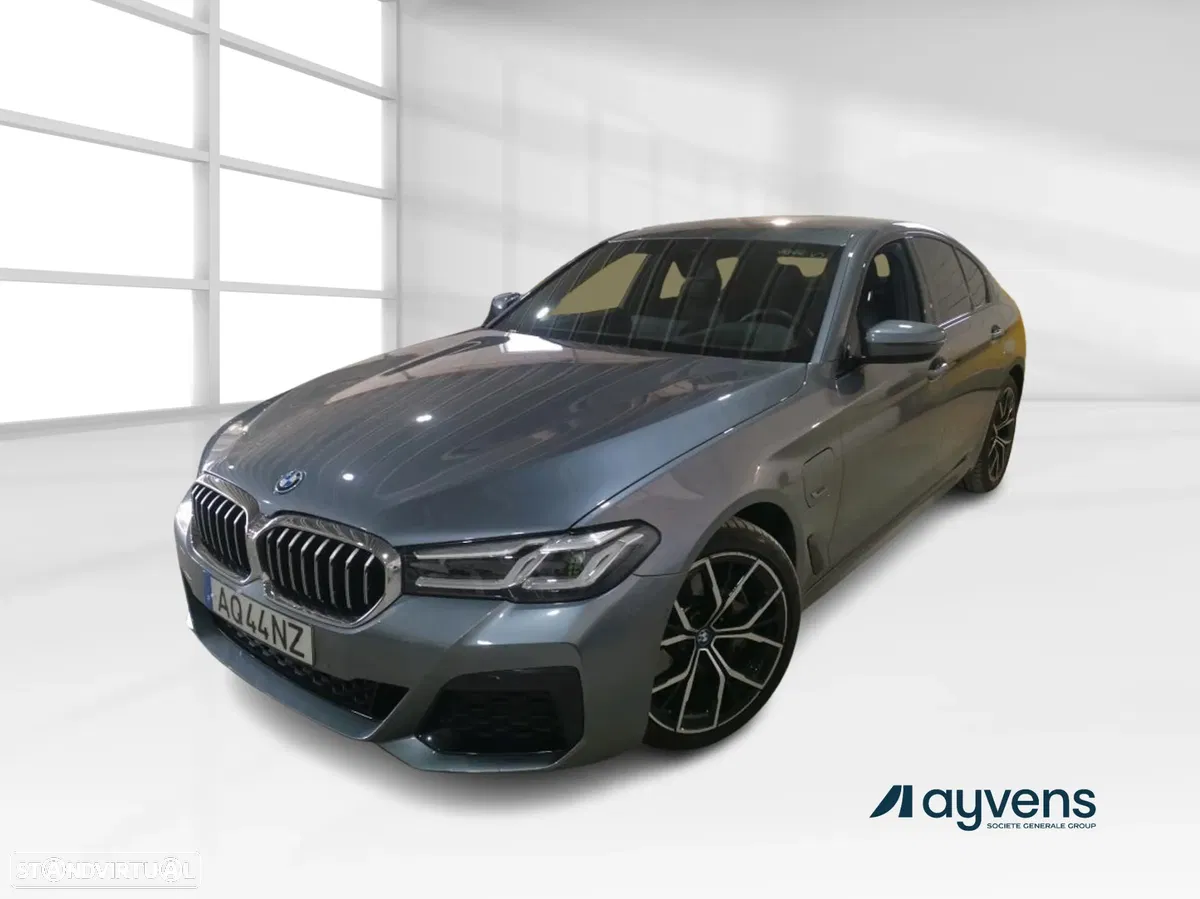 BMW 545 e xDrive Pack M
