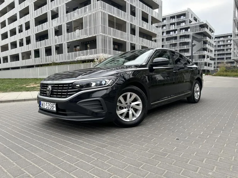 Volkswagen PASSAT 2023