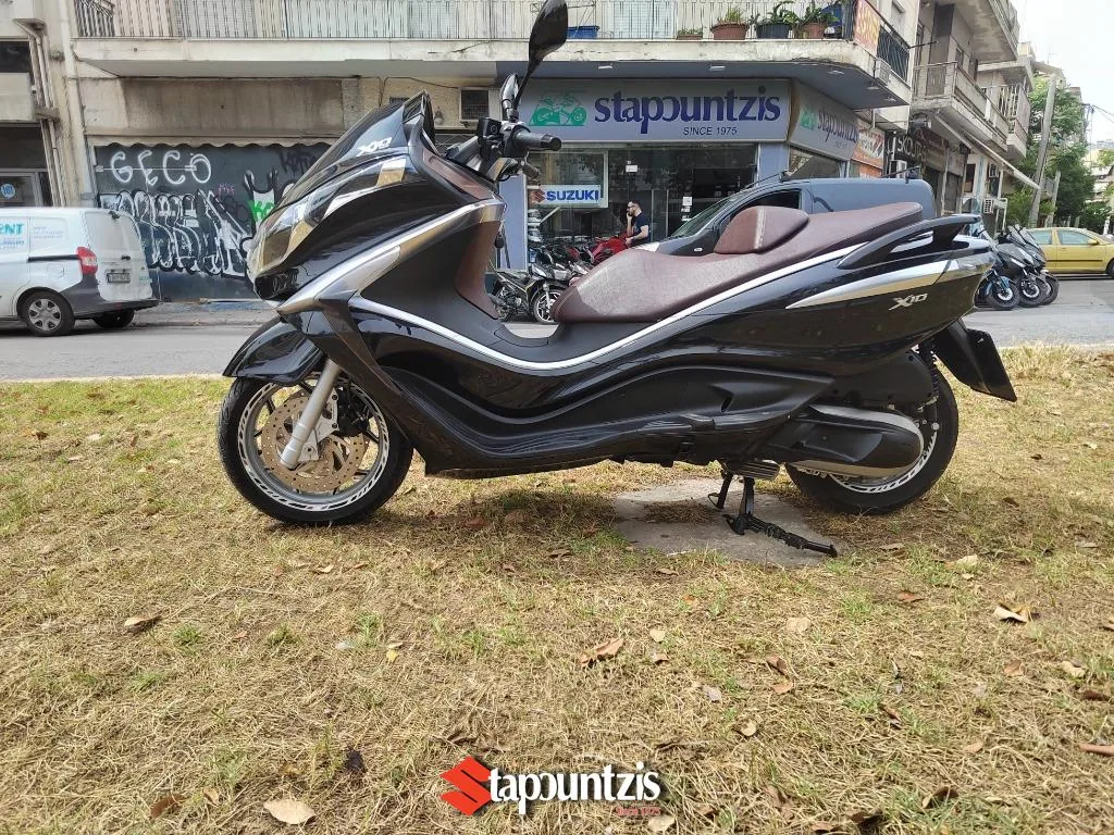 Piaggio X 10 Αγρατσούνιστο,1οΧέρι,Εδεσμεύθη 2014