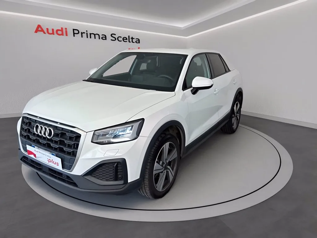 AUDI Q2 35 1.5 tfsi admired