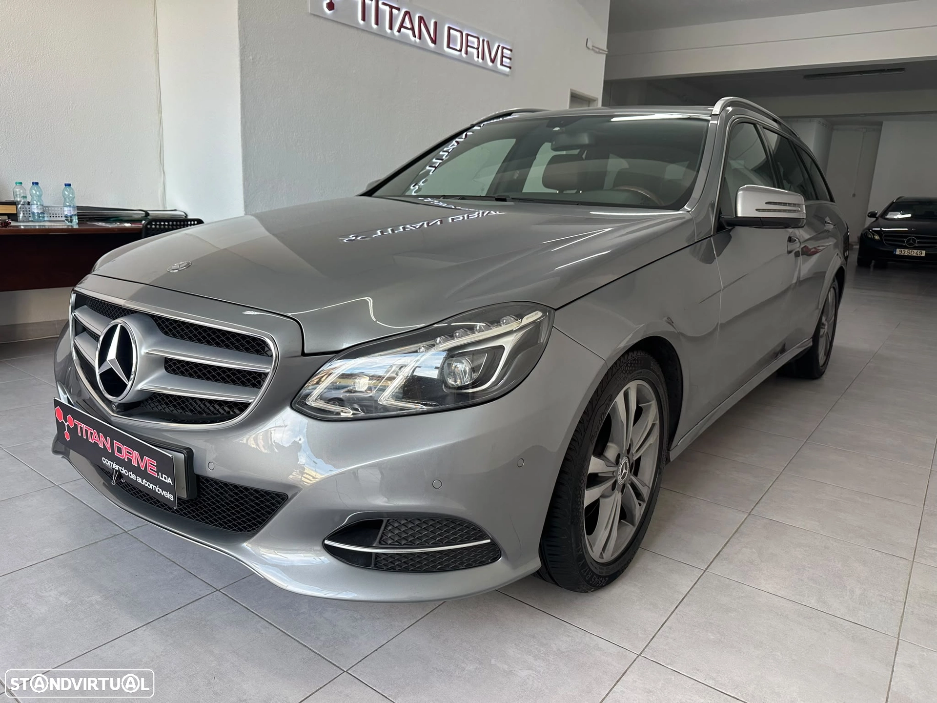 Mercedes-Benz E 300 Bluetec Hybrid Avantgarde