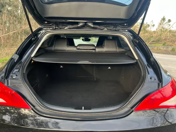 Mercedes-Benz CLA 180 2017 d Shooting Brake AMG Line