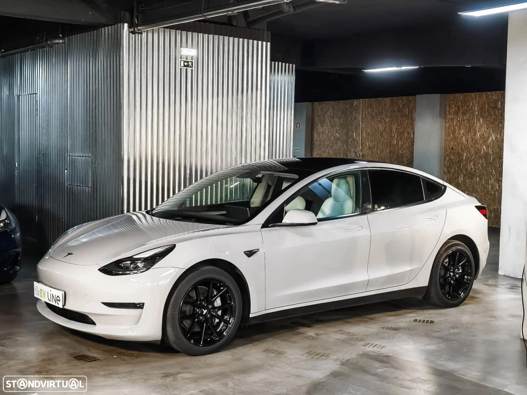 Tesla Model 3 Long Range Tração Integral