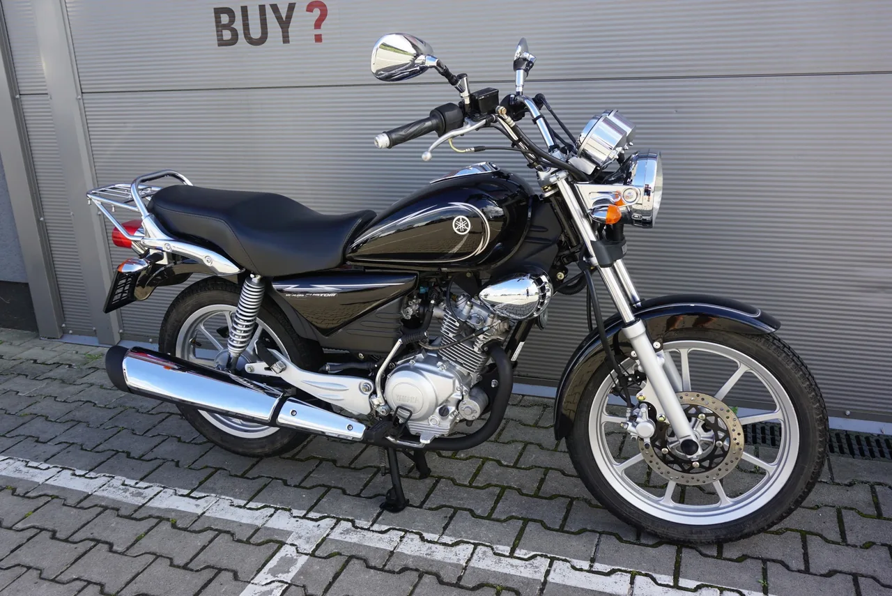 Yamaha YBR 125 CUSTOM