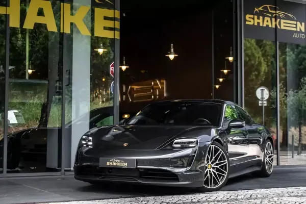 Porsche Taycan 2021 4S