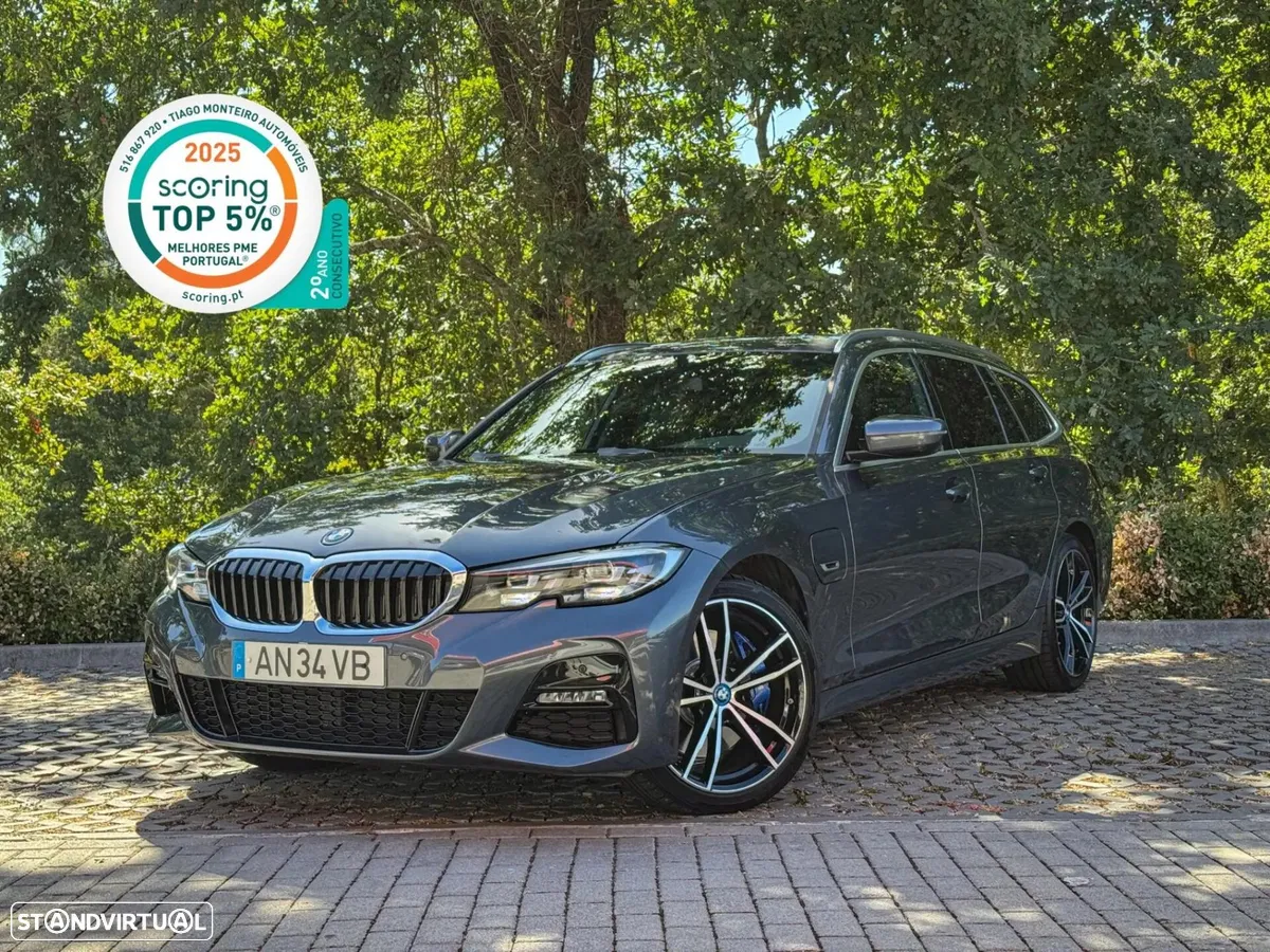BMW 330 e Pack Desportivo M Auto