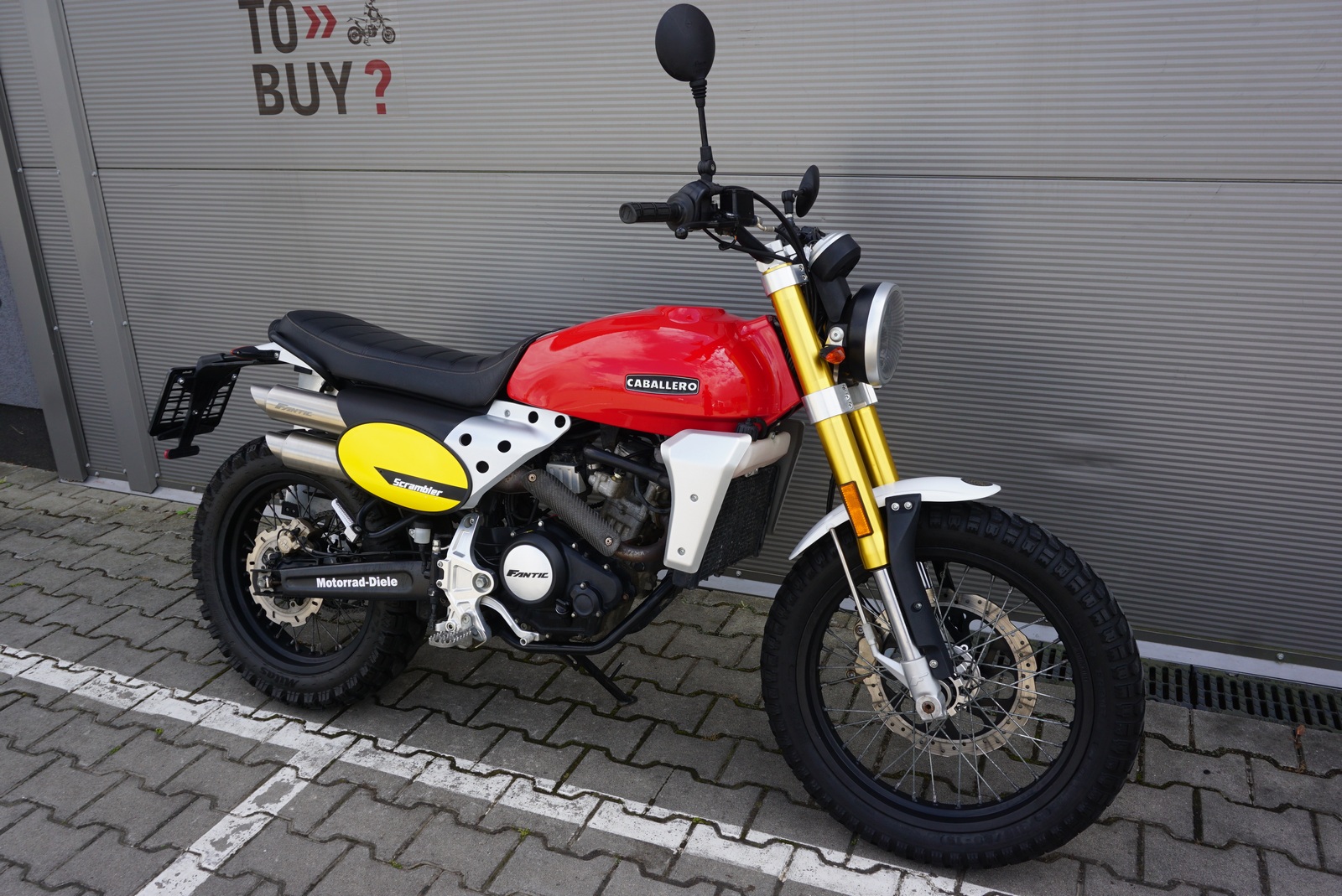 Fantic Caballero Scrambler 125 + KUFER