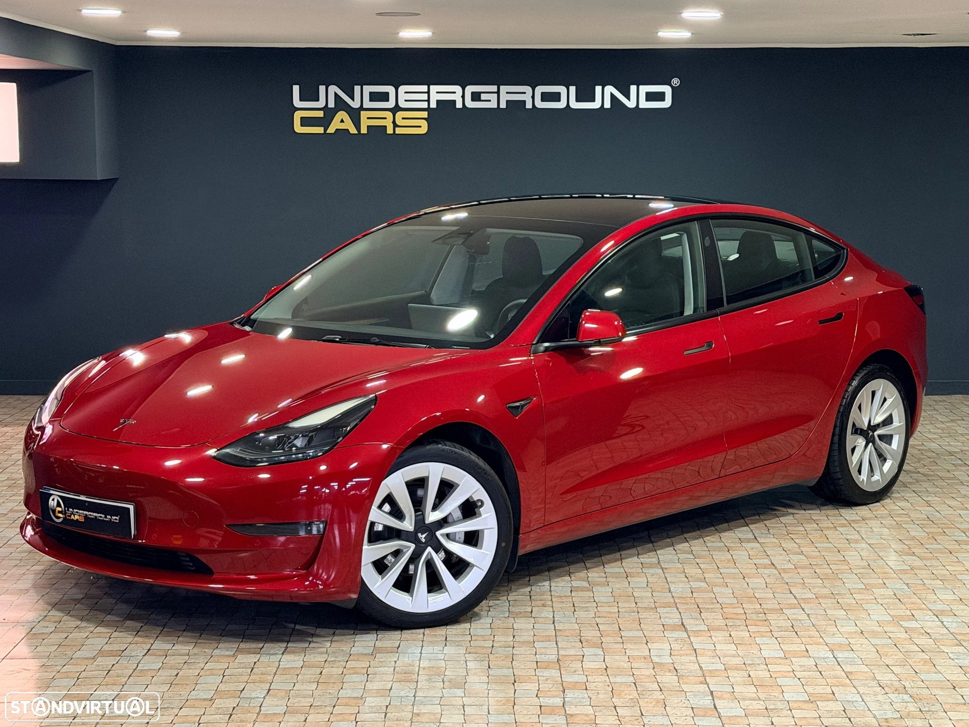 Tesla Model 3 Long Range AWD Dual Motor