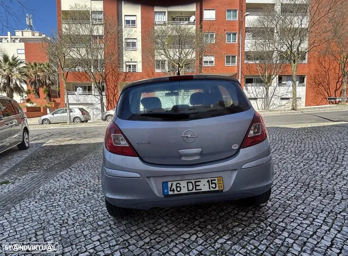 Opel Corsa 1.2 CMON