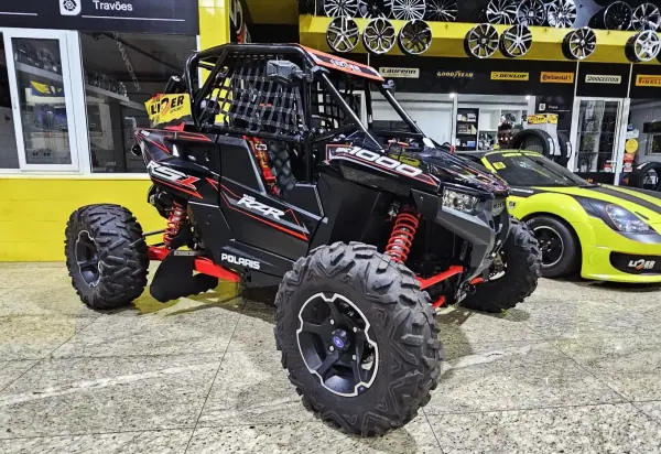 Polaris RZR 2019 RS1