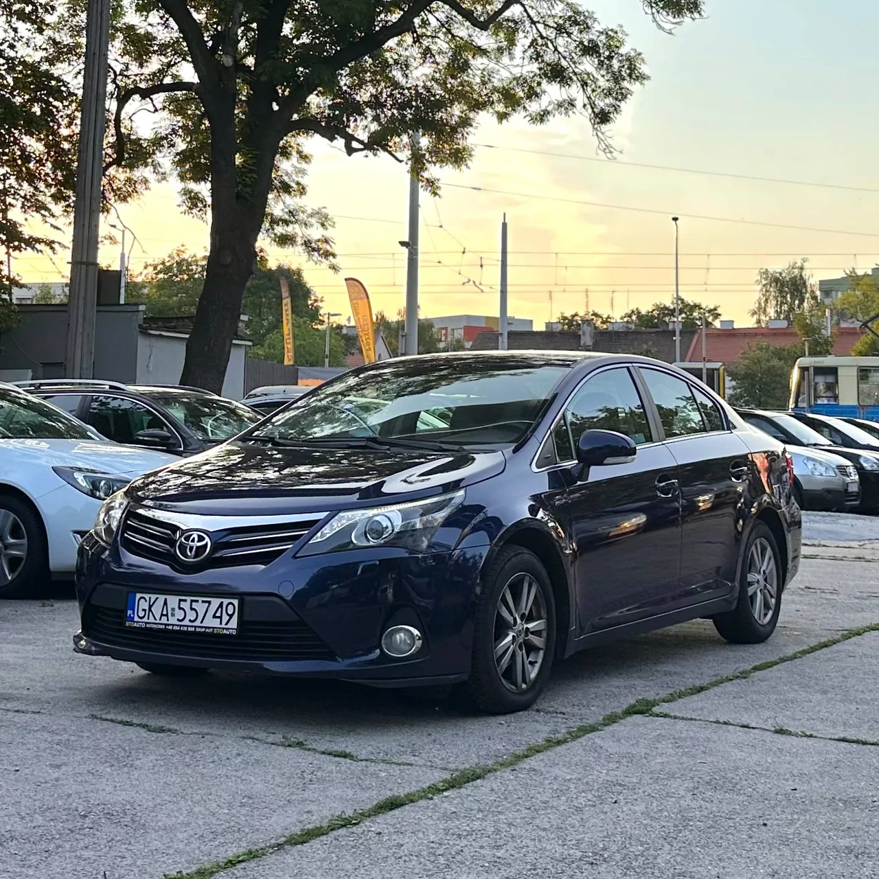 Toyota Avensis T27 Polift