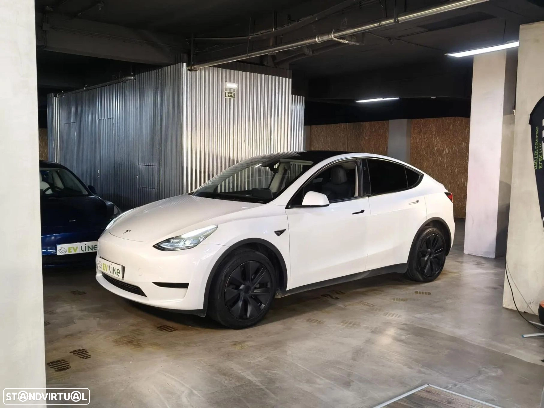 Tesla Model Y RWD