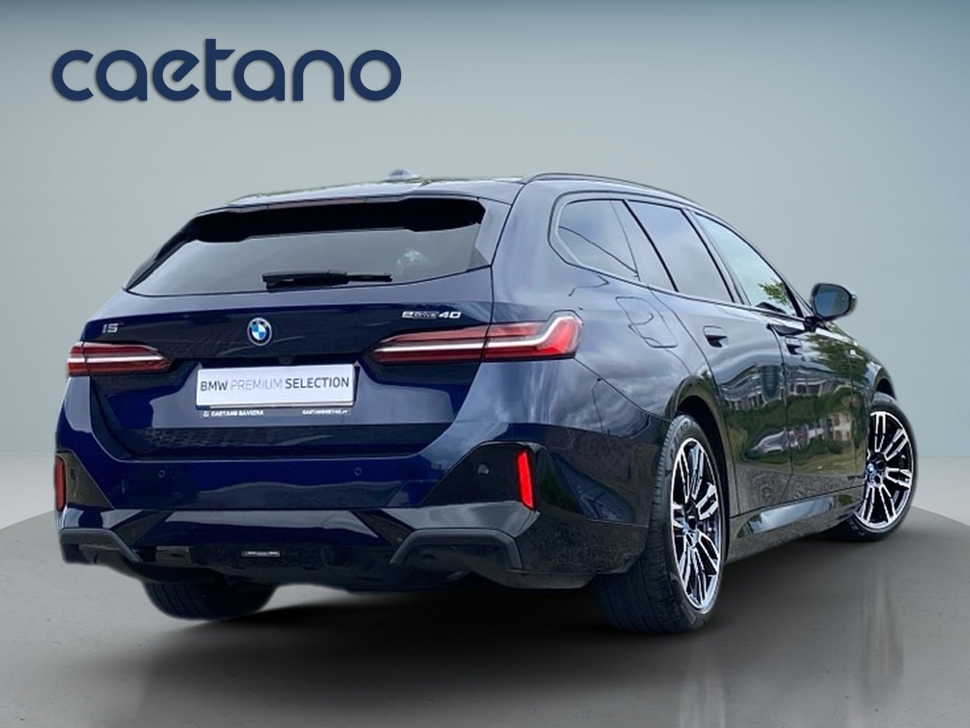 BMW i5