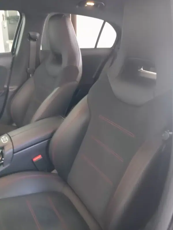 Mercedes-Benz A 200 2020 AMG Line