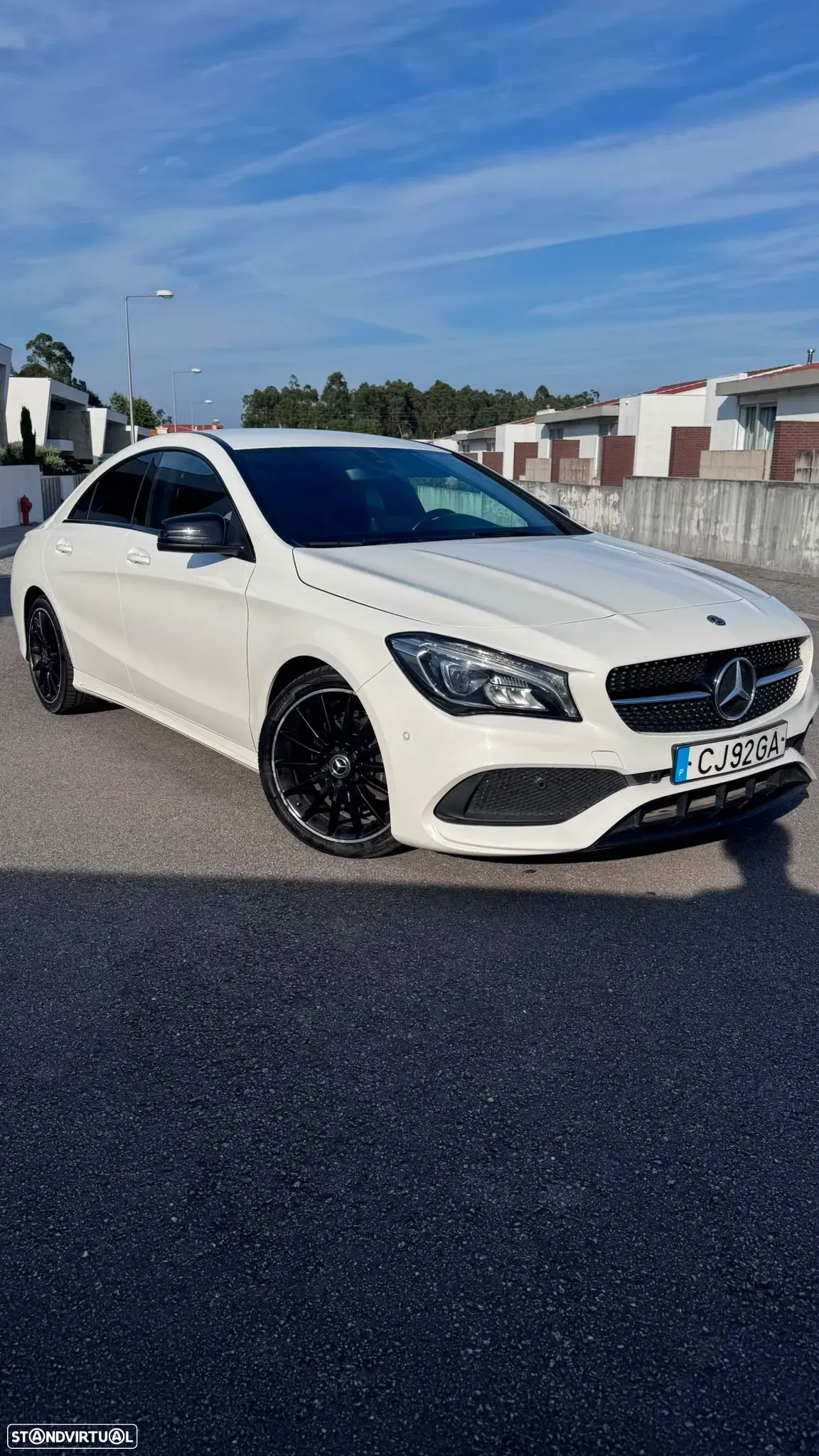 Mercedes-Benz CLA 180 AMG Line