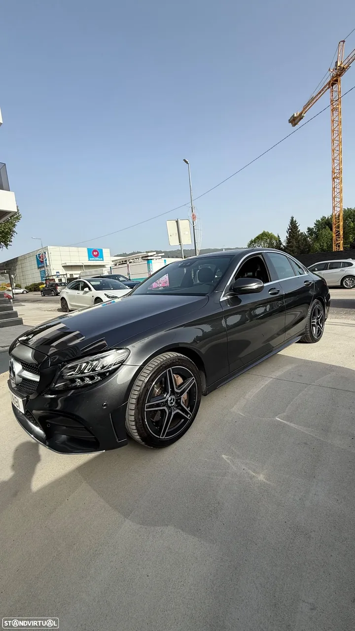 Mercedes-Benz C 300 de AMG Line