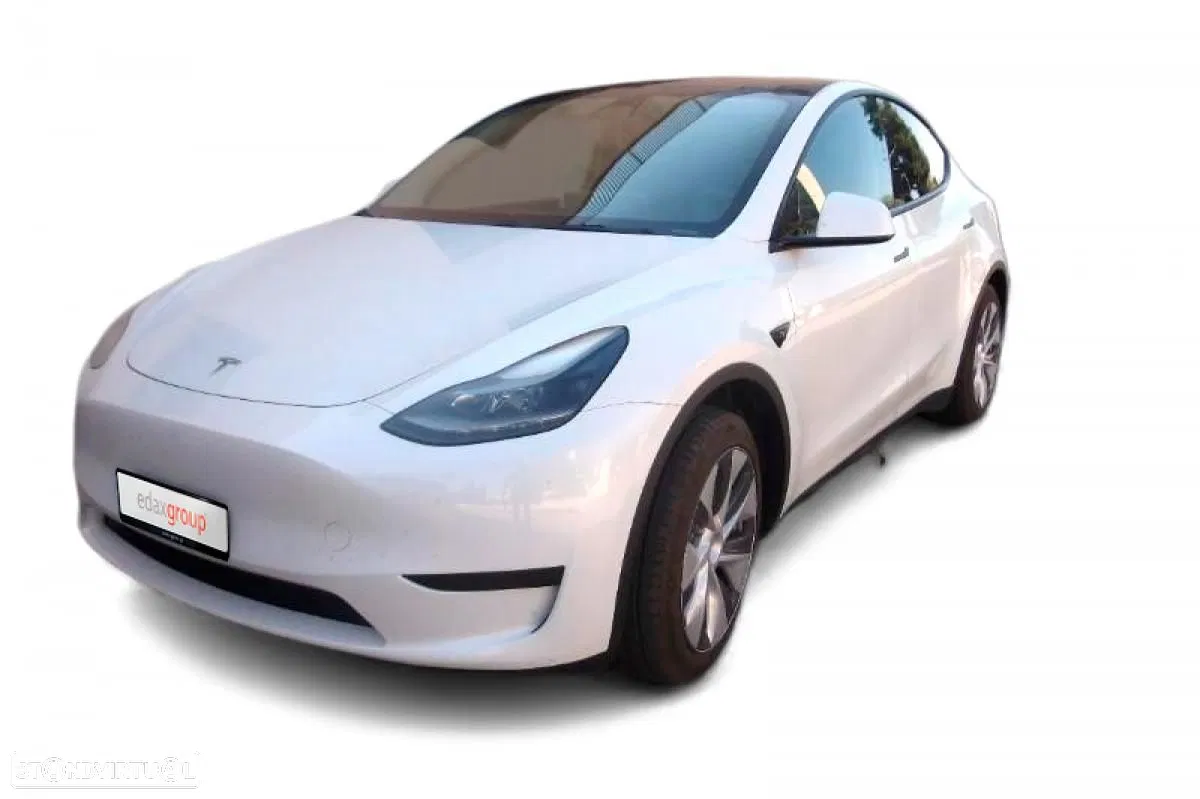 Tesla Model Y Standard RWD