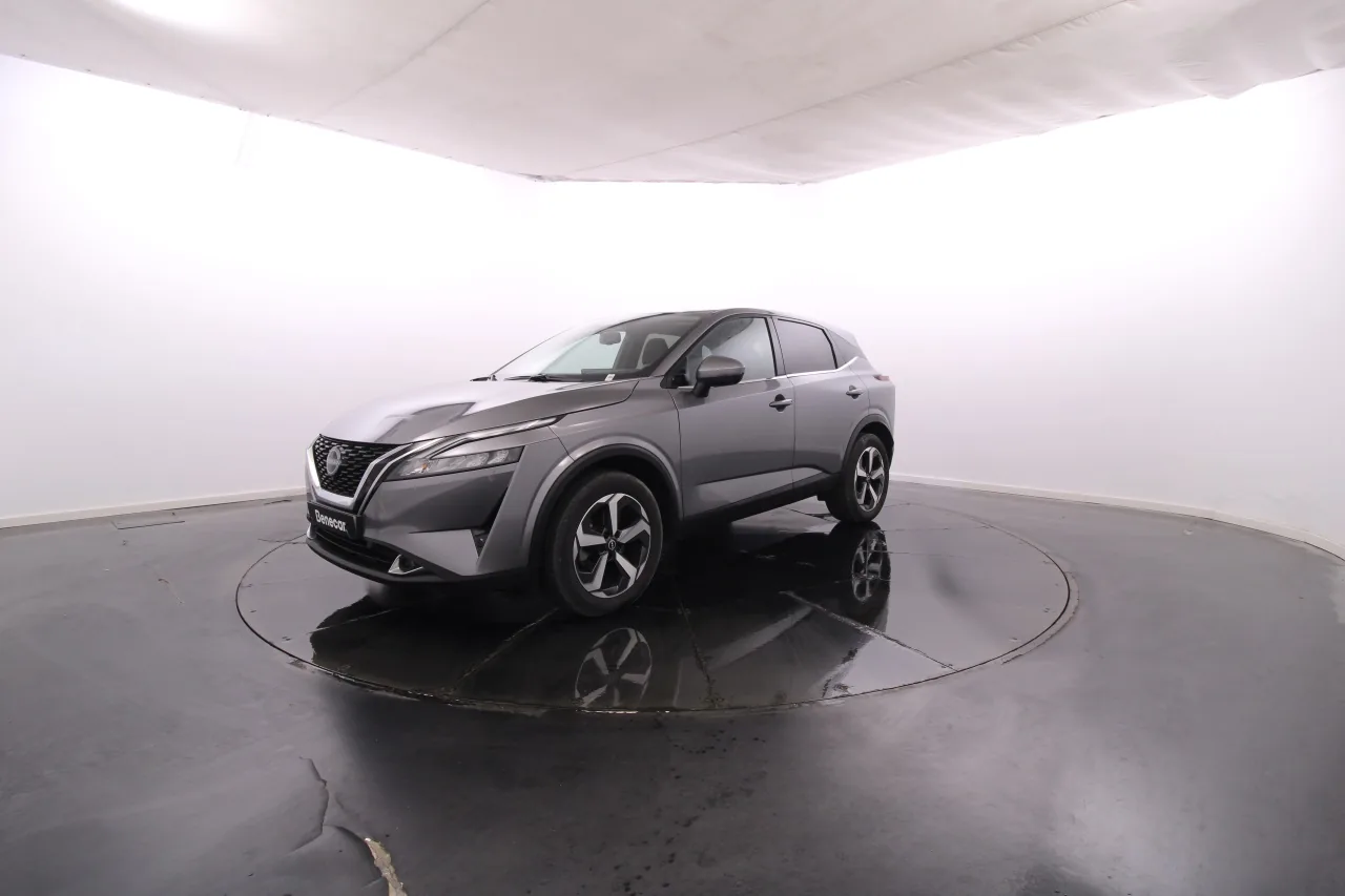 Nissan Qashqai 1.3 MHEV DIG-T N-Connecta 160cv Cx. Aut. / LED
