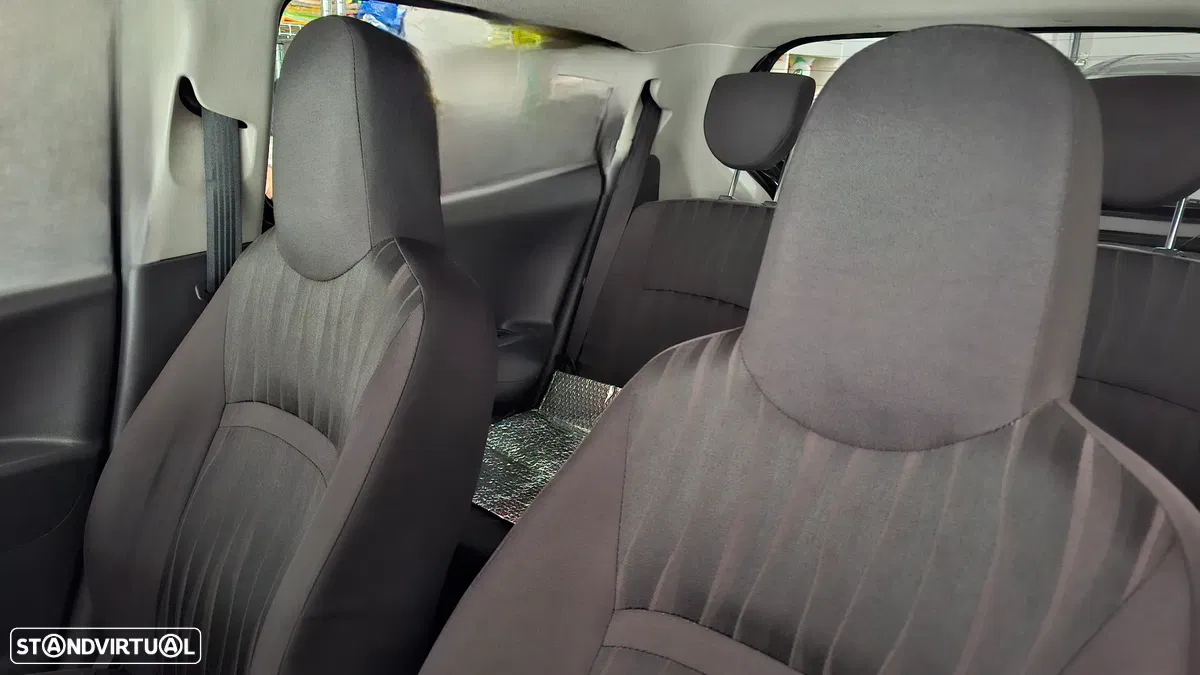 Nissan Pixo 1.0 Acenta Pack Safety