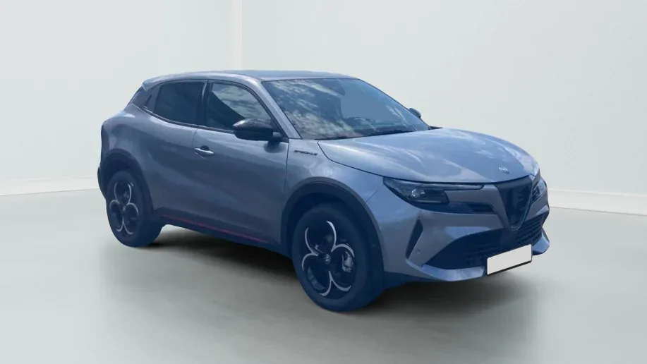 Alfa Romeo Junior 1.2 ibrida 145 speciale e-dct6 Zéro km immatriculé
