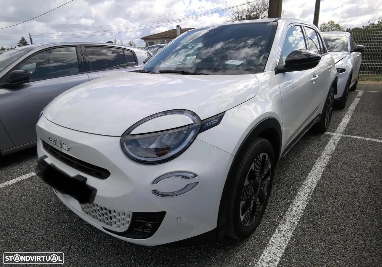 Fiat 600 1.2 Hybrid La Prima