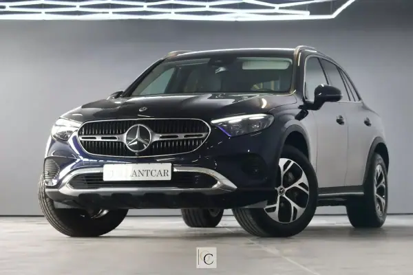Mercedes-Benz GLC 300 2023 e 4-Matic