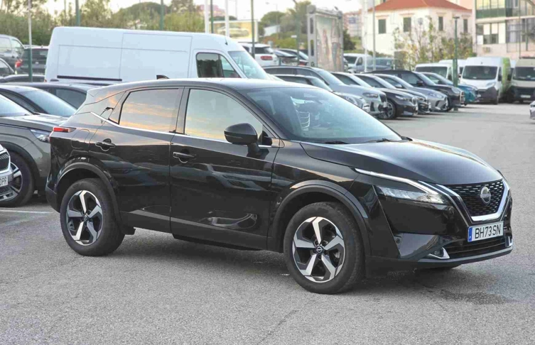 NISSAN - Qashqai - Qashqai 1.3 DIG-T N-Connecta LED