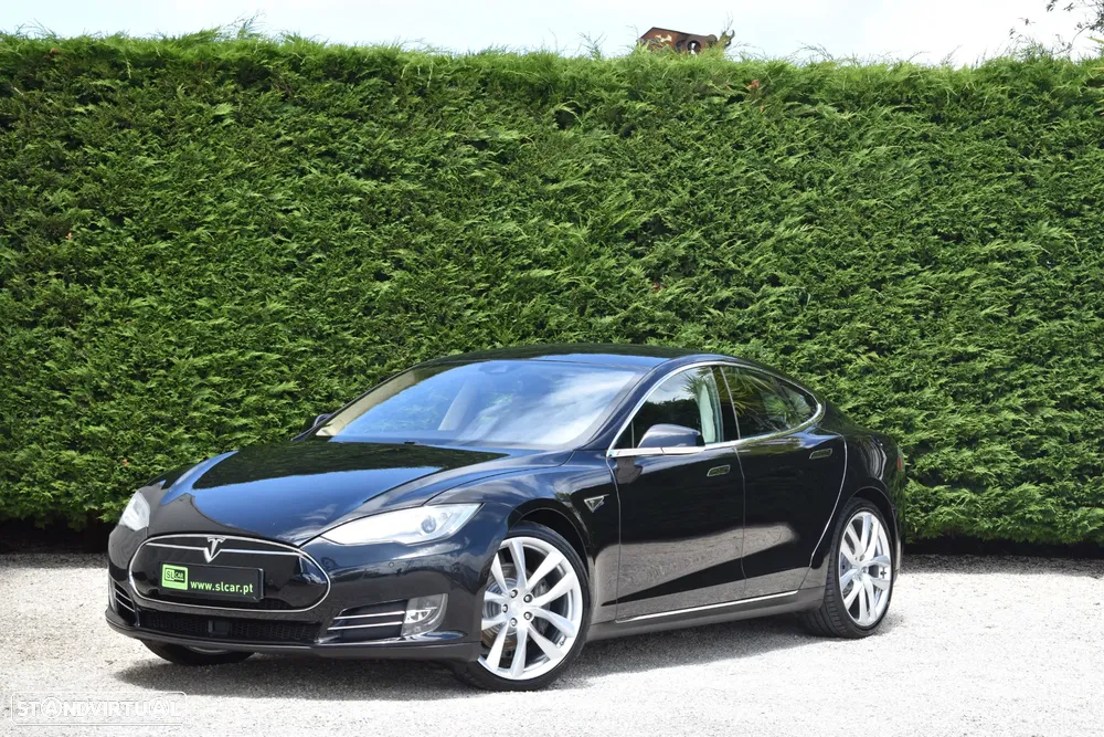 Tesla Model S 85