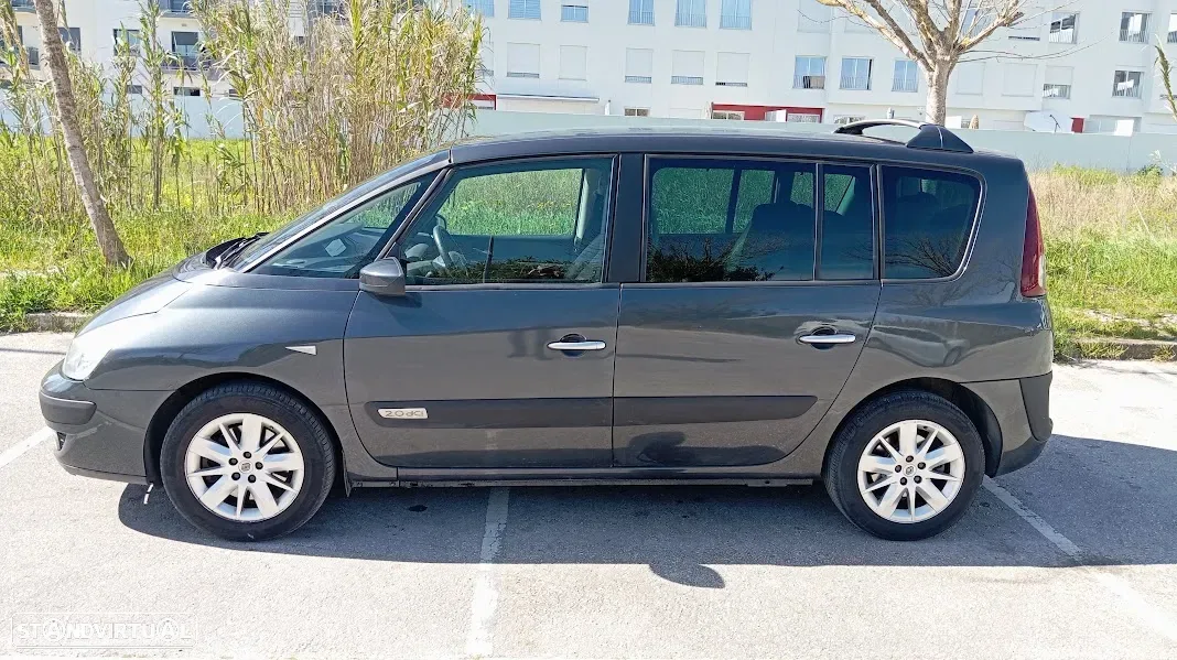 Renault Espace 2.0 dCi Initiale 7L Aut.