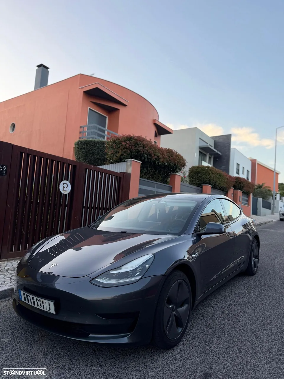 Tesla Model 3 Standard Range Plus RWD