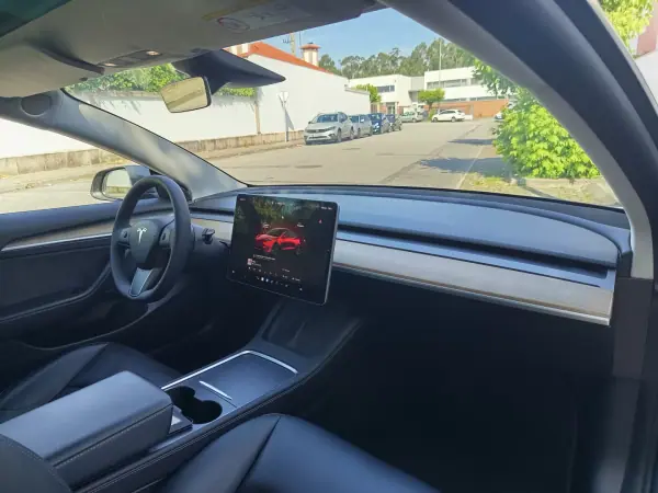 Tesla Model 3 2022 Standard Range Plus RWD