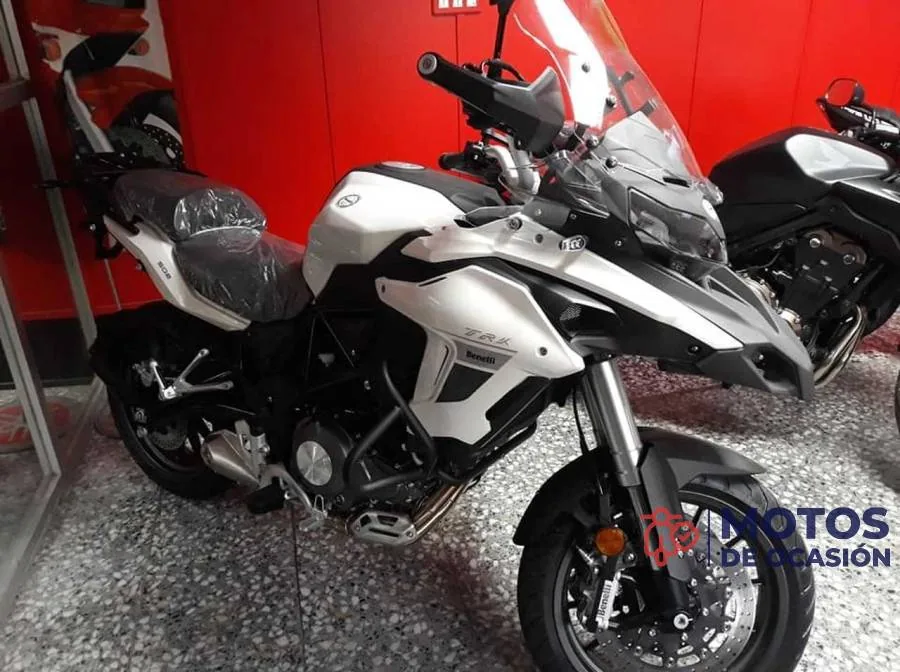 Benelli Otros TRK 502