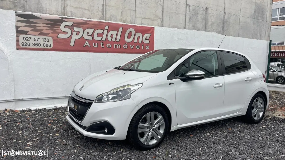 Peugeot 208 1.2 VTi SE Style