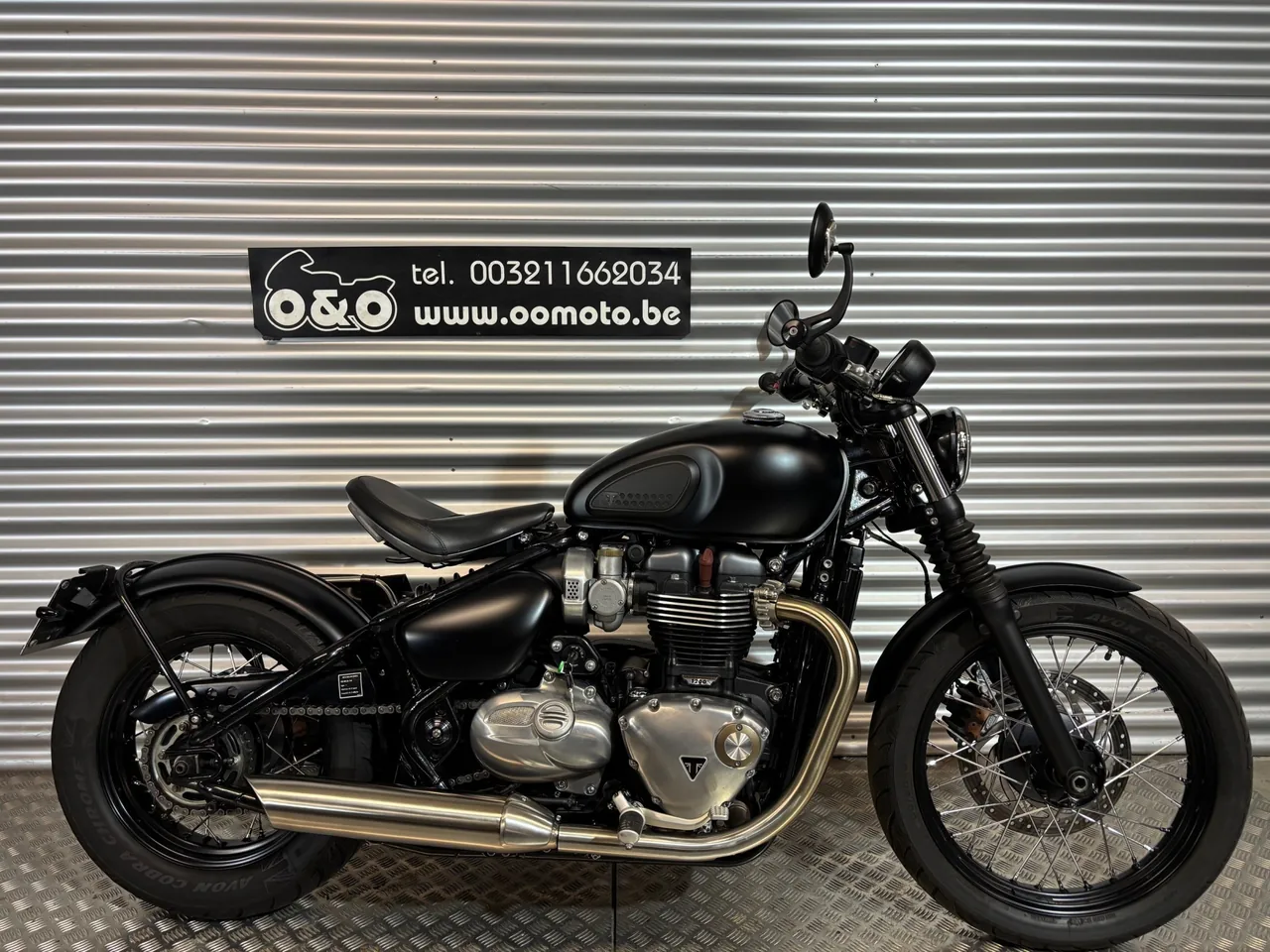 TRIUMPH BOBBER 1200 BONNEVILLE