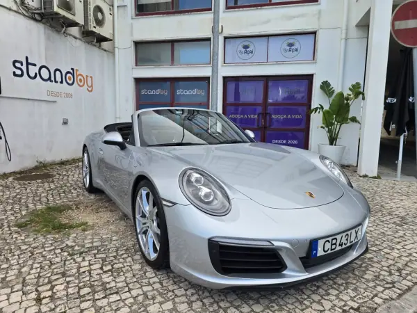Porsche 911 2018 Carrera Cabriolet PDK