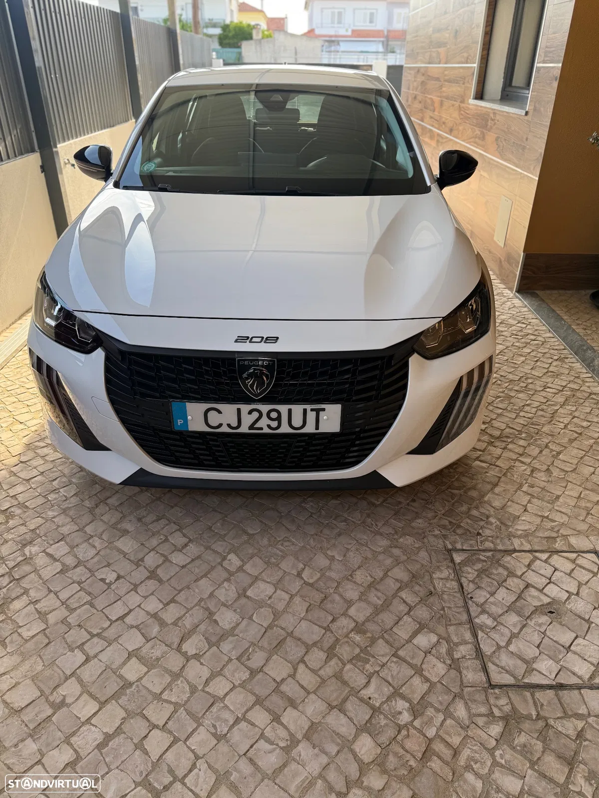 Peugeot e-208 E-Style