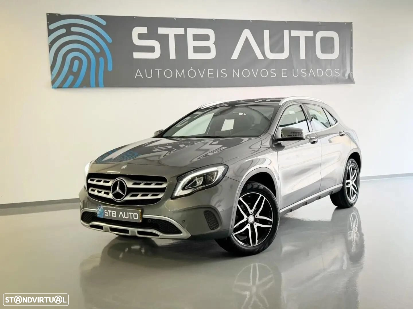 Mercedes-Benz GLA 180