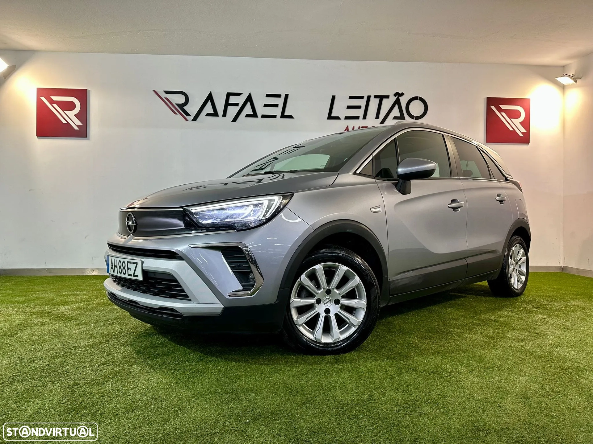 Opel Crossland X 1.2 Business Edition