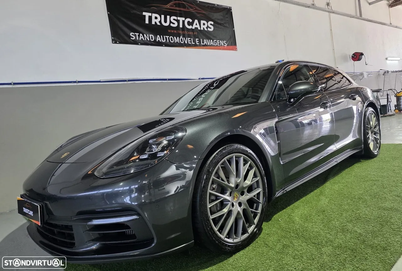 Porsche Panamera 4 E-Hybrid Executive