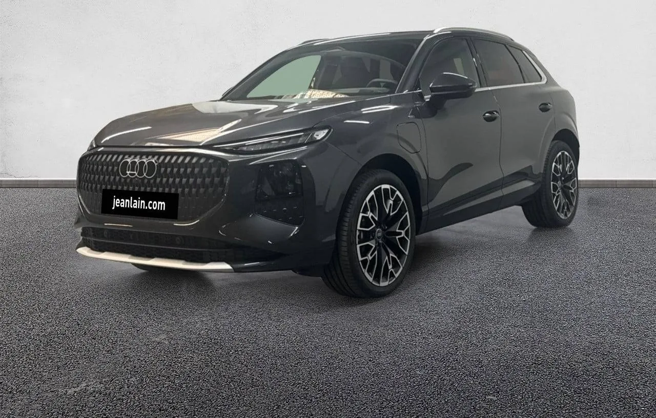 AUDI Q3 HYBRIDE Q3 e-hybrid 272 ch S tronic 6 Advanced