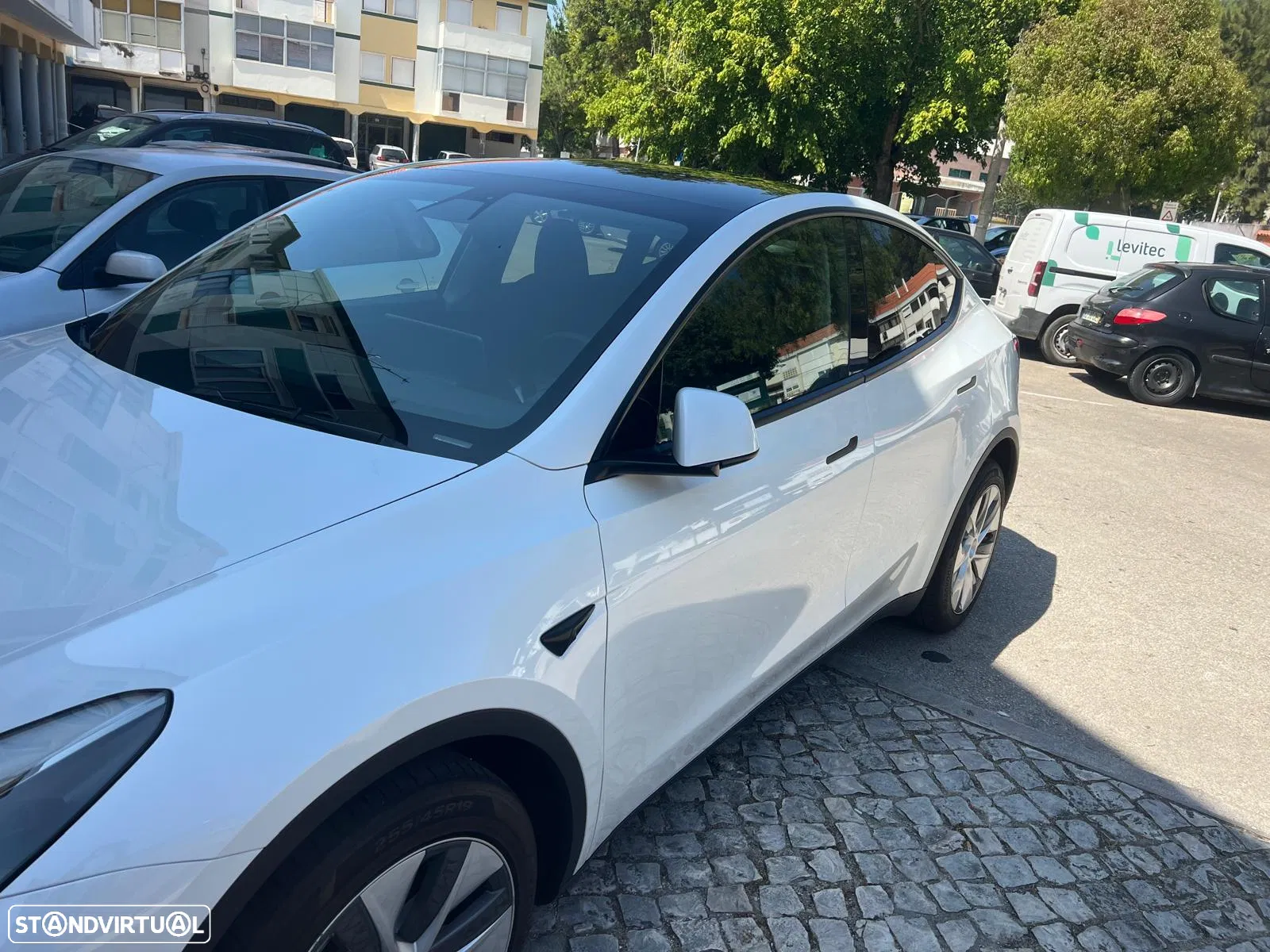 Tesla Model Y Long Range Dual Motor AWD